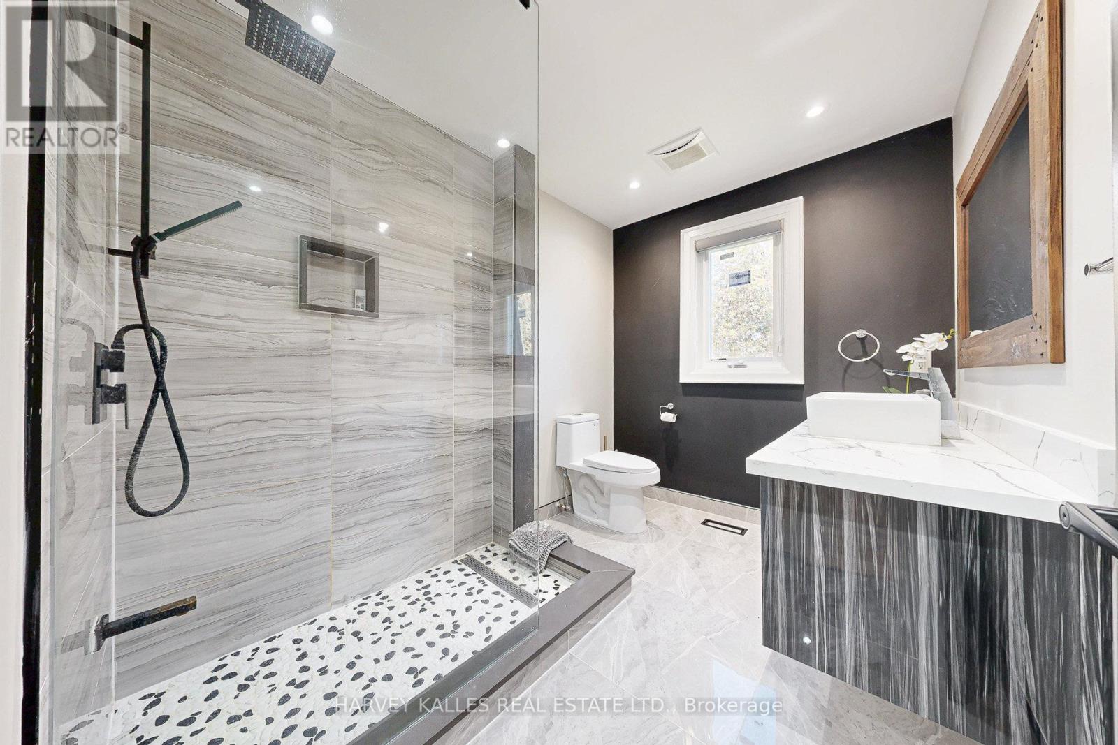 1 Mcgill Drive, Kawartha Lakes (Manvers), Ontario  K9V 4R4 - Photo 23 - X12477863