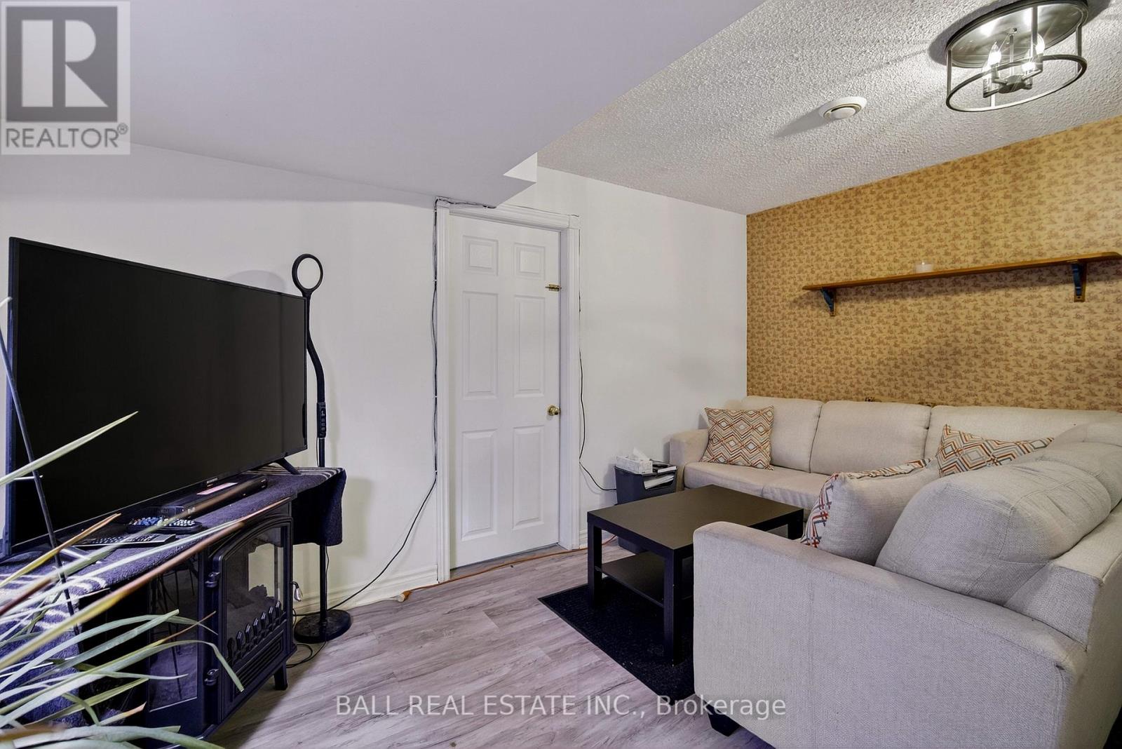 116 Adelaide Street S, Kawartha Lakes (Lindsay), Ontario  K9V 0B7 - Photo 20 - X12478213