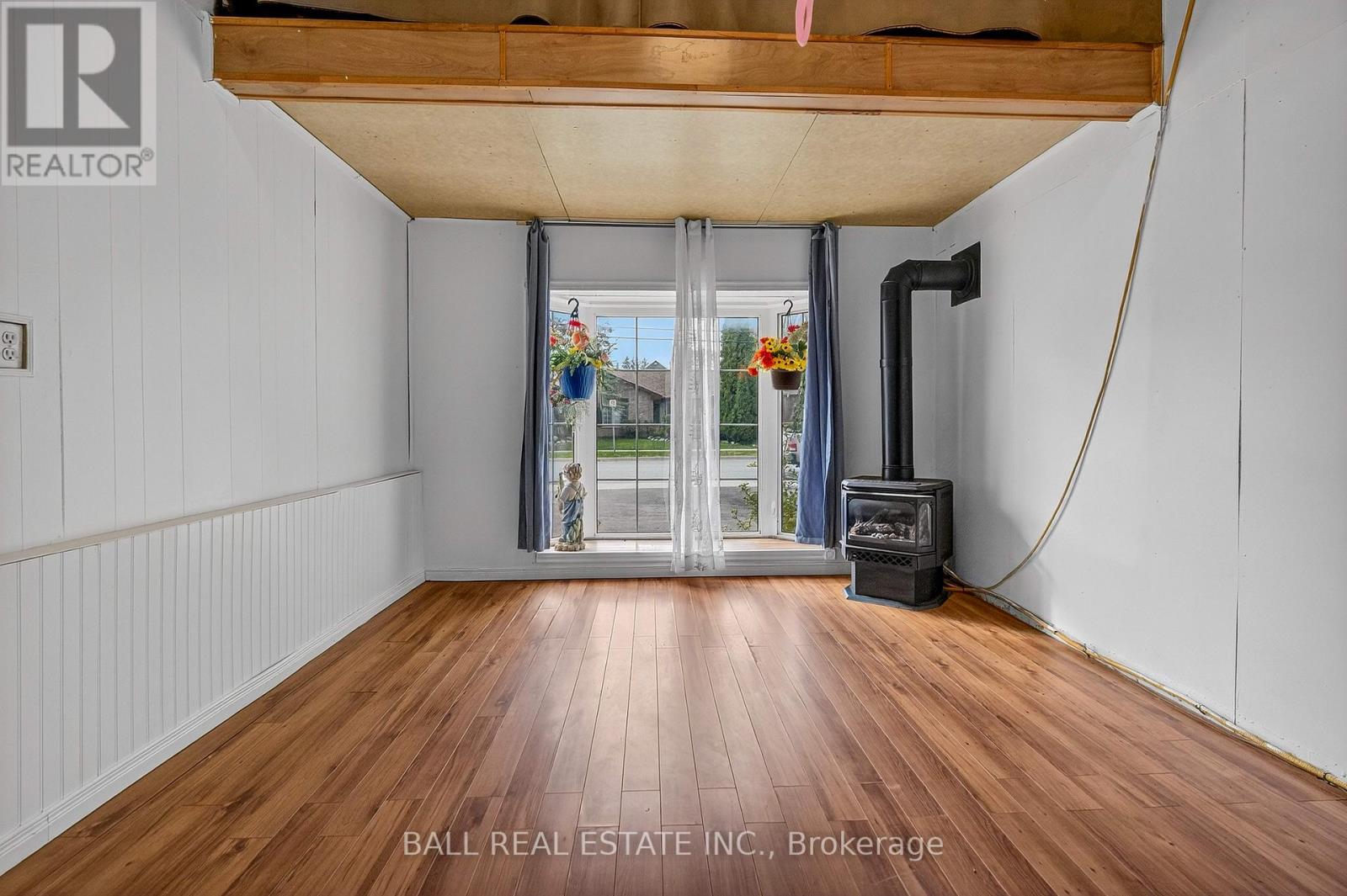 116 Adelaide Street S, Kawartha Lakes (Lindsay), Ontario  K9V 0B7 - Photo 26 - X12478213