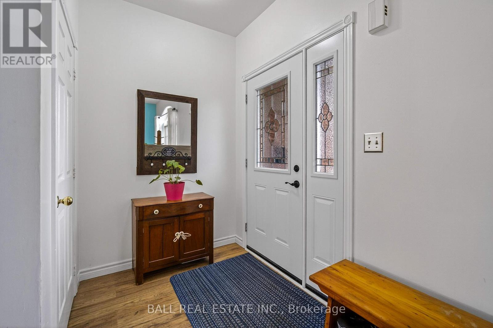 116 Adelaide Street S, Kawartha Lakes (Lindsay), Ontario  K9V 0B7 - Photo 4 - X12478213