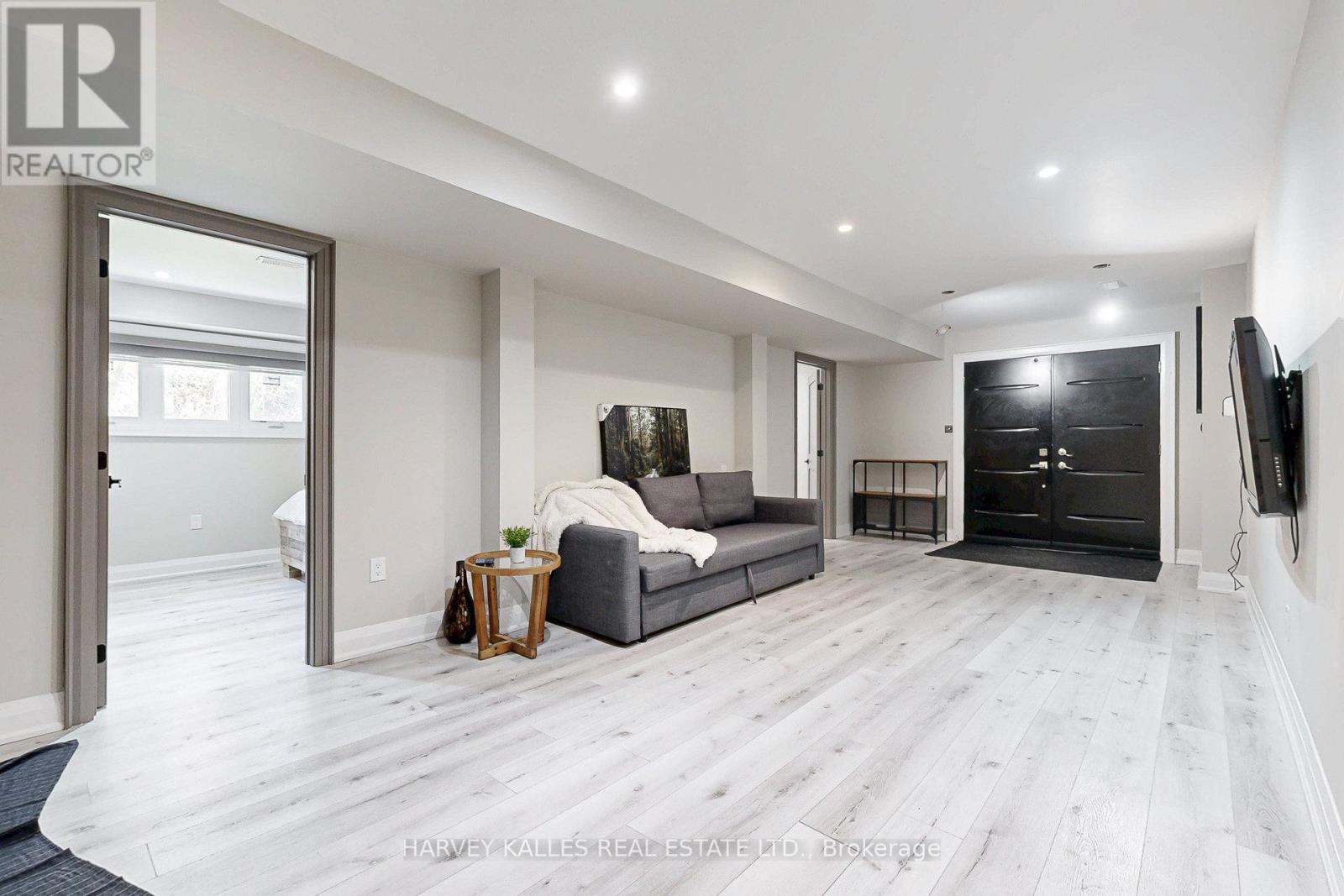 1 Mcgill Drive, Kawartha Lakes (Manvers), Ontario  K9V 4R4 - Photo 26 - X12477938