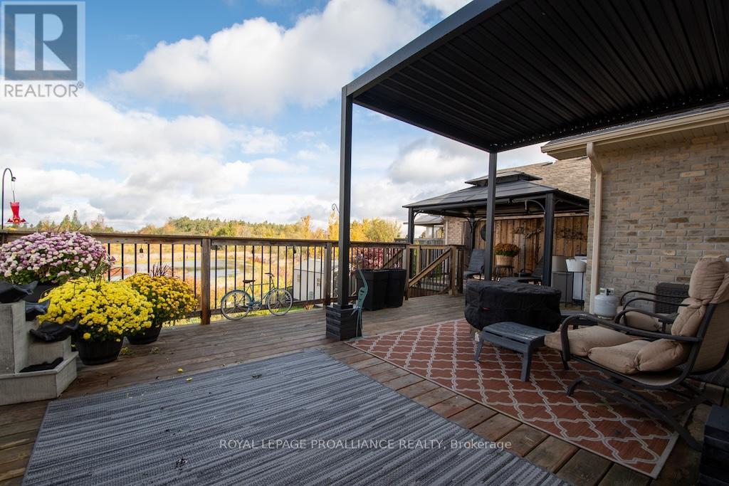 1445 Ireland Drive, Peterborough (Monaghan Ward 2), Ontario  K9K 0A4 - Photo 17 - X12478402