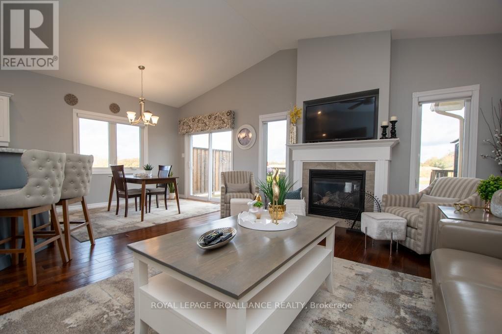 1445 Ireland Drive, Peterborough (Monaghan Ward 2), Ontario  K9K 0A4 - Photo 23 - X12478402