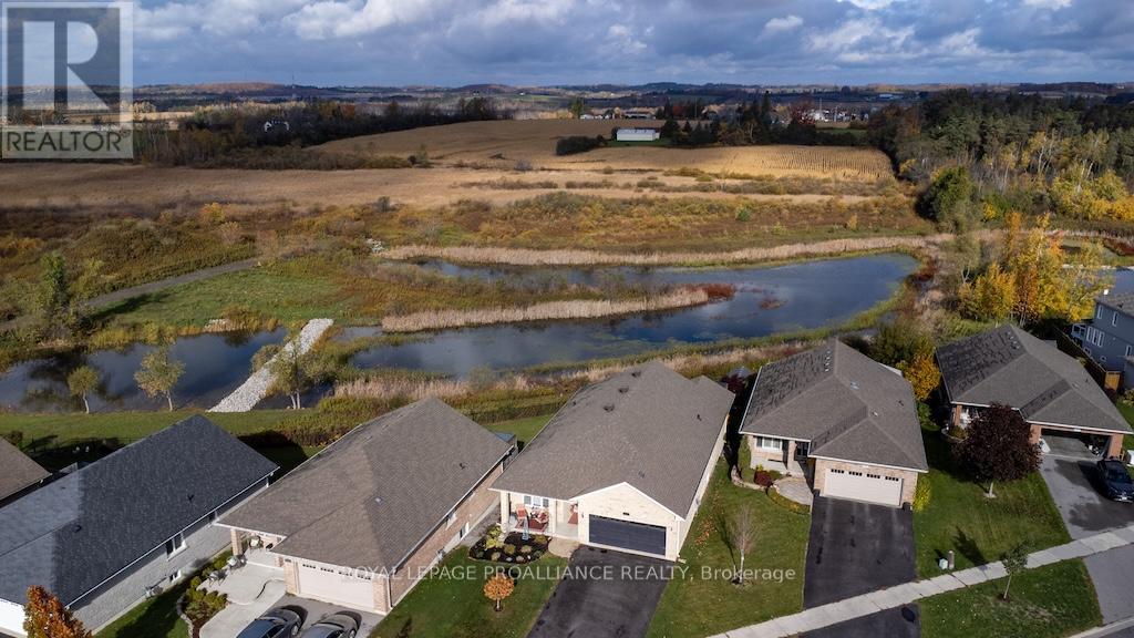 1445 Ireland Drive, Peterborough (Monaghan Ward 2), Ontario  K9K 0A4 - Photo 45 - X12478402