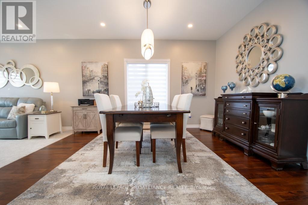 1445 Ireland Drive, Peterborough (Monaghan Ward 2), Ontario  K9K 0A4 - Photo 9 - X12478402