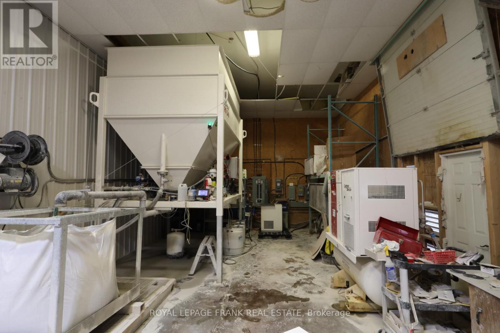 2075 Davis Road, Cavan Monaghan (Cavan-Monaghan), Ontario  K9J 6X4 - Photo 34 - X12478423