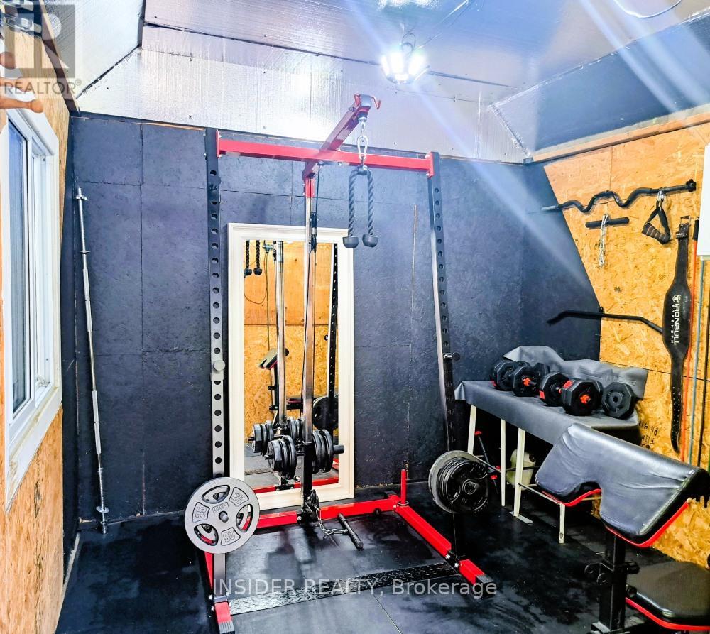 658 Brown Street, Peterborough (Otonabee Ward 1), Ontario  K9J 4K5 - Photo 31 - X12478026