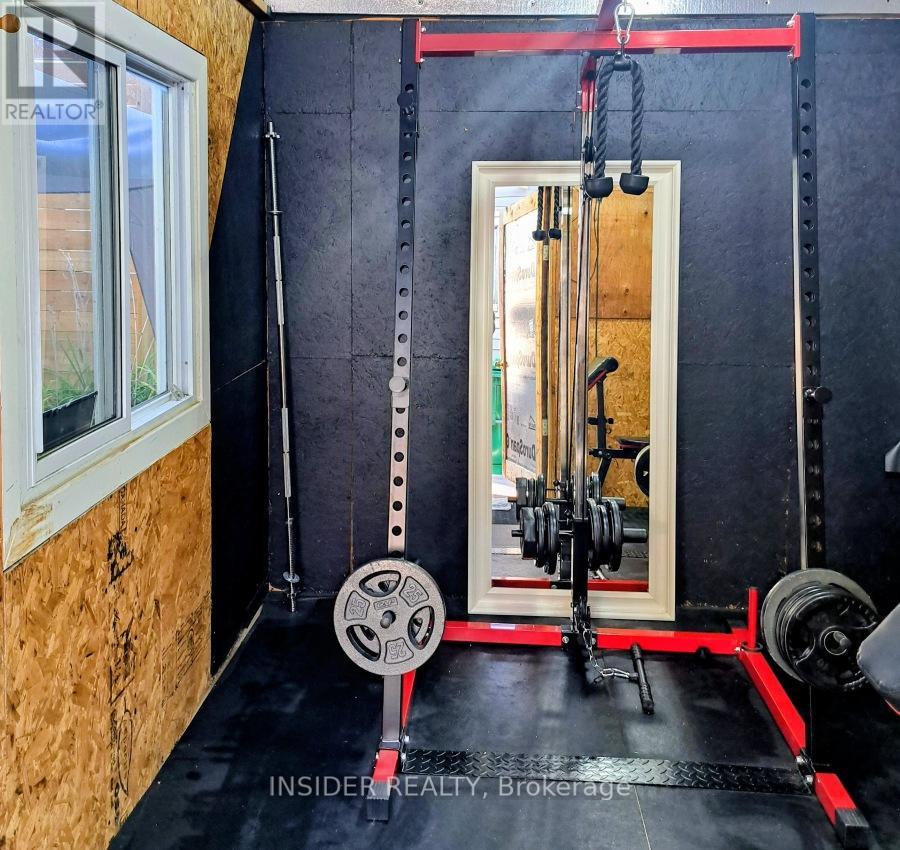 658 Brown Street, Peterborough (Otonabee Ward 1), Ontario  K9J 4K5 - Photo 32 - X12478026