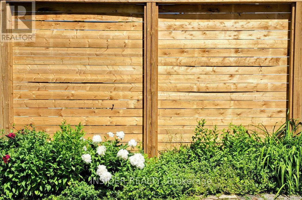 658 Brown Street, Peterborough (Otonabee Ward 1), Ontario  K9J 4K5 - Photo 36 - X12478026