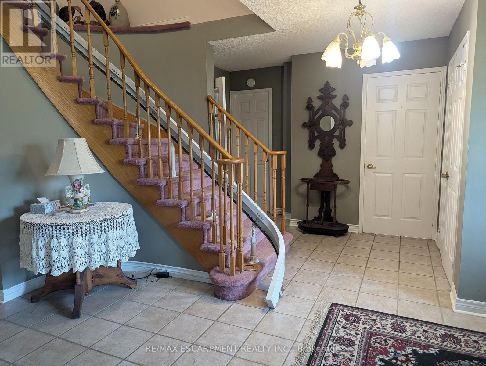 537 Westman Avenue, Peterborough (Otonabee Ward 1), Ontario  K9K 2E6 - Photo 18 - X12478060