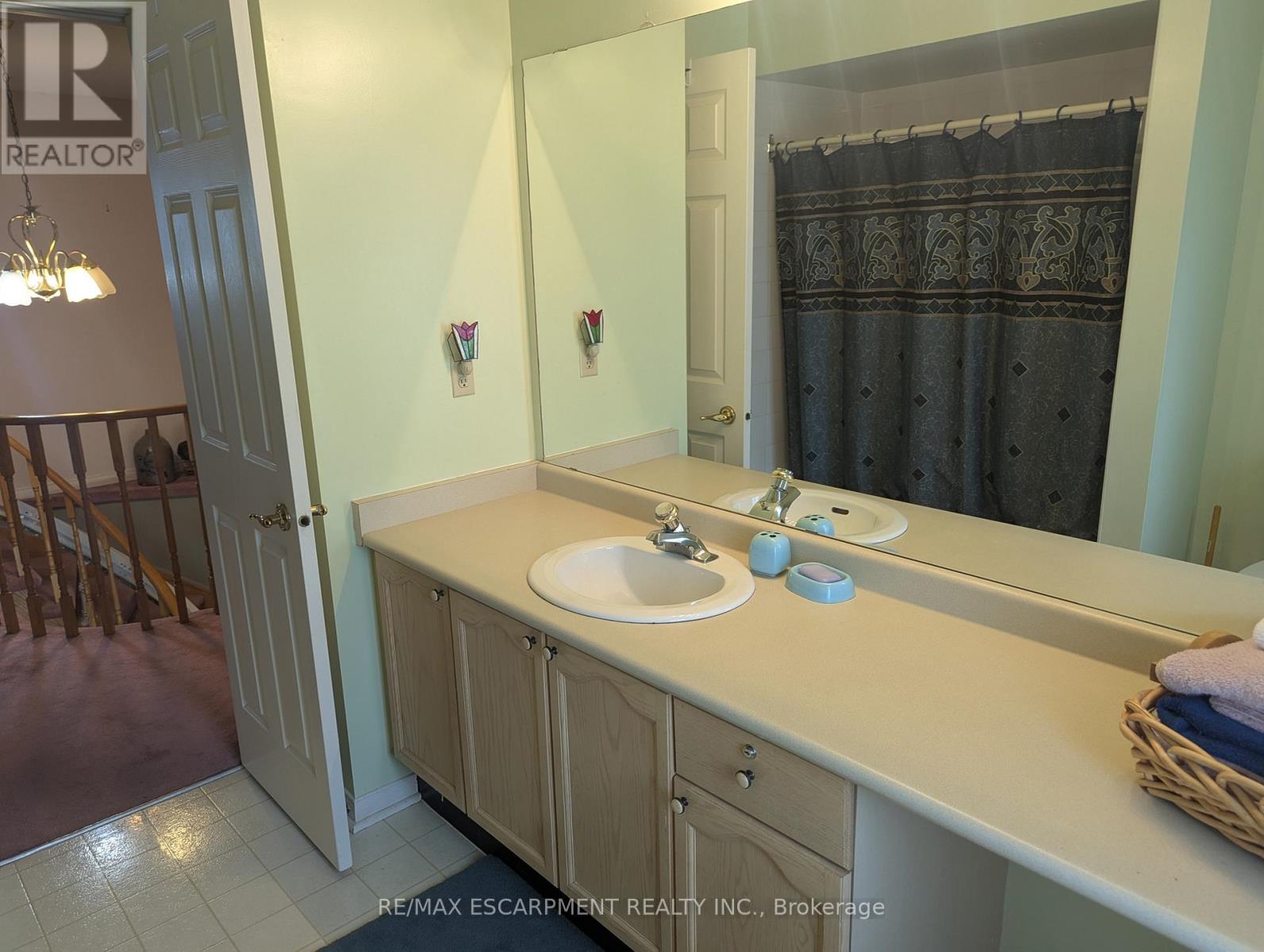 537 Westman Avenue, Peterborough (Otonabee Ward 1), Ontario  K9K 2E6 - Photo 30 - X12478060