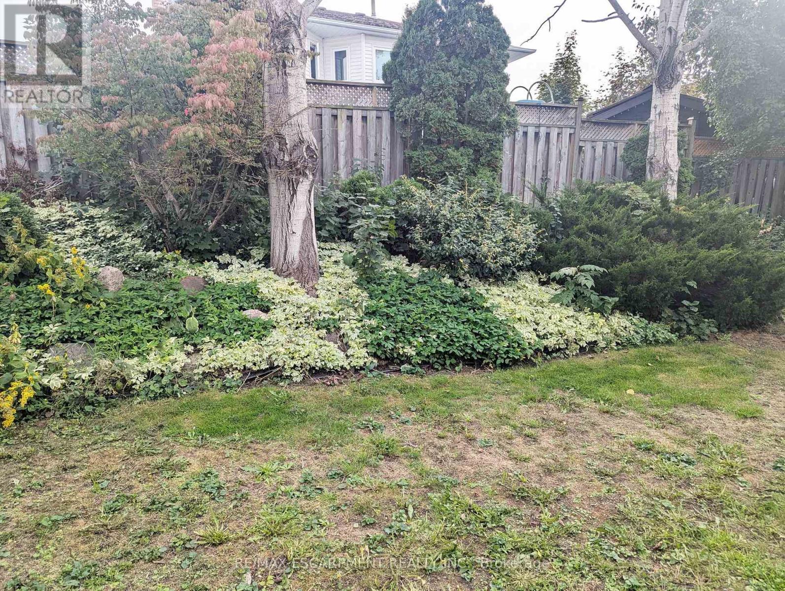 537 Westman Avenue, Peterborough (Otonabee Ward 1), Ontario  K9K 2E6 - Photo 35 - X12478060