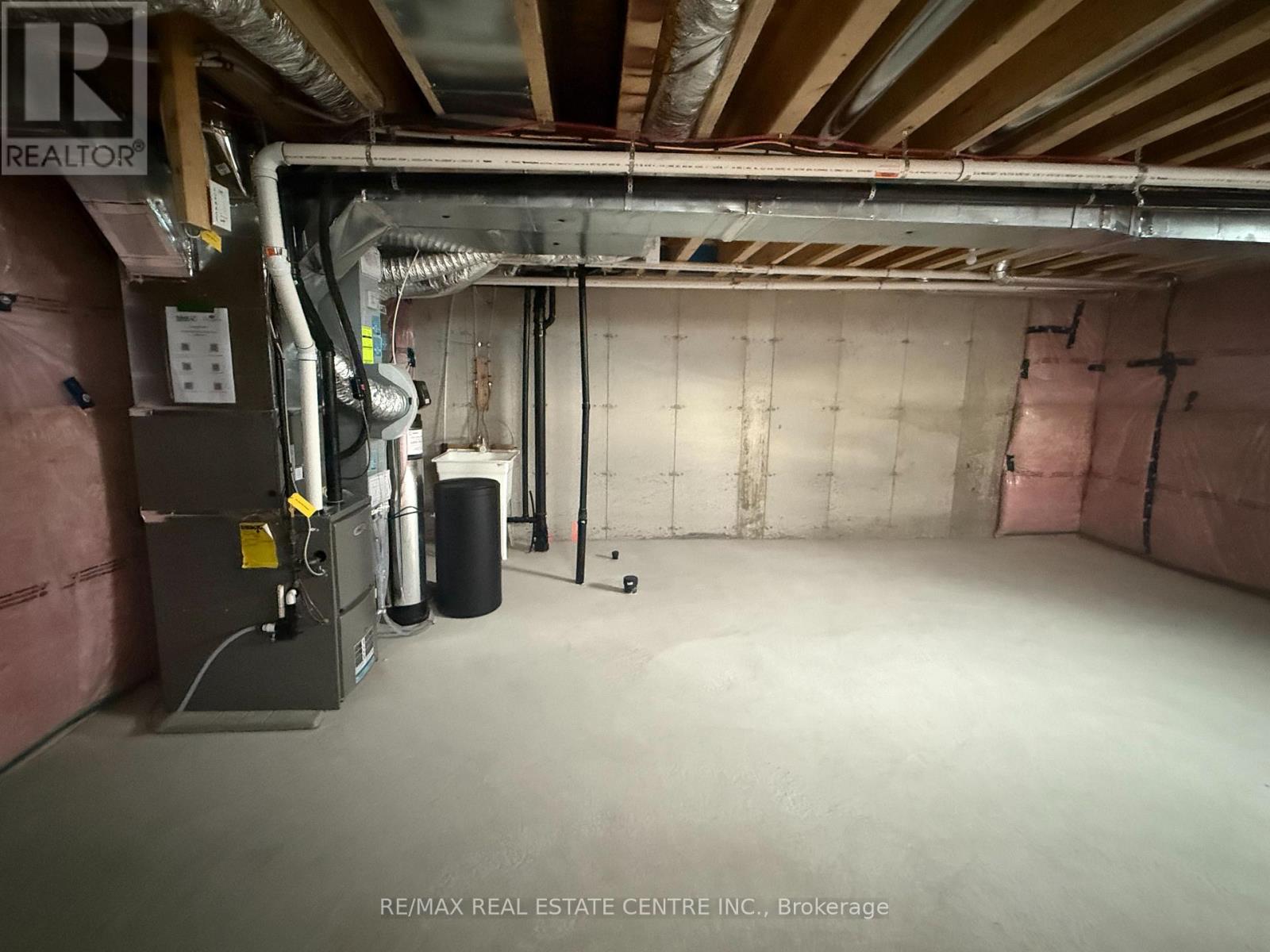 103 Sanderson Drive, Kawartha Lakes (Lindsay), Ontario  K9V 0S8 - Photo 20 - X12478196