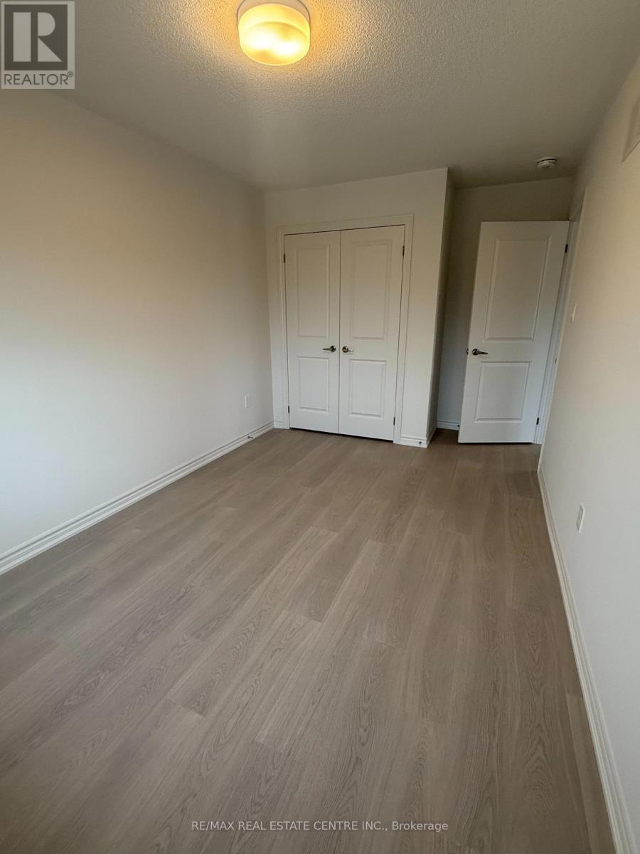 103 Sanderson Drive, Kawartha Lakes (Lindsay), Ontario  K9V 0S8 - Photo 23 - X12478196