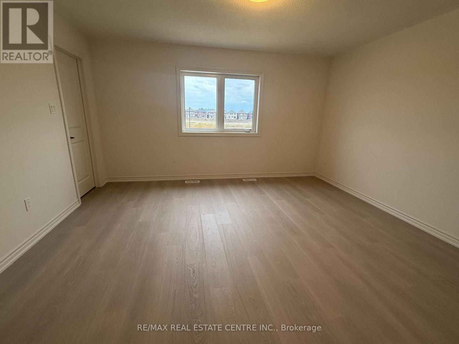 103 Sanderson Drive, Kawartha Lakes (Lindsay), Ontario  K9V 0S8 - Photo 27 - X12478196