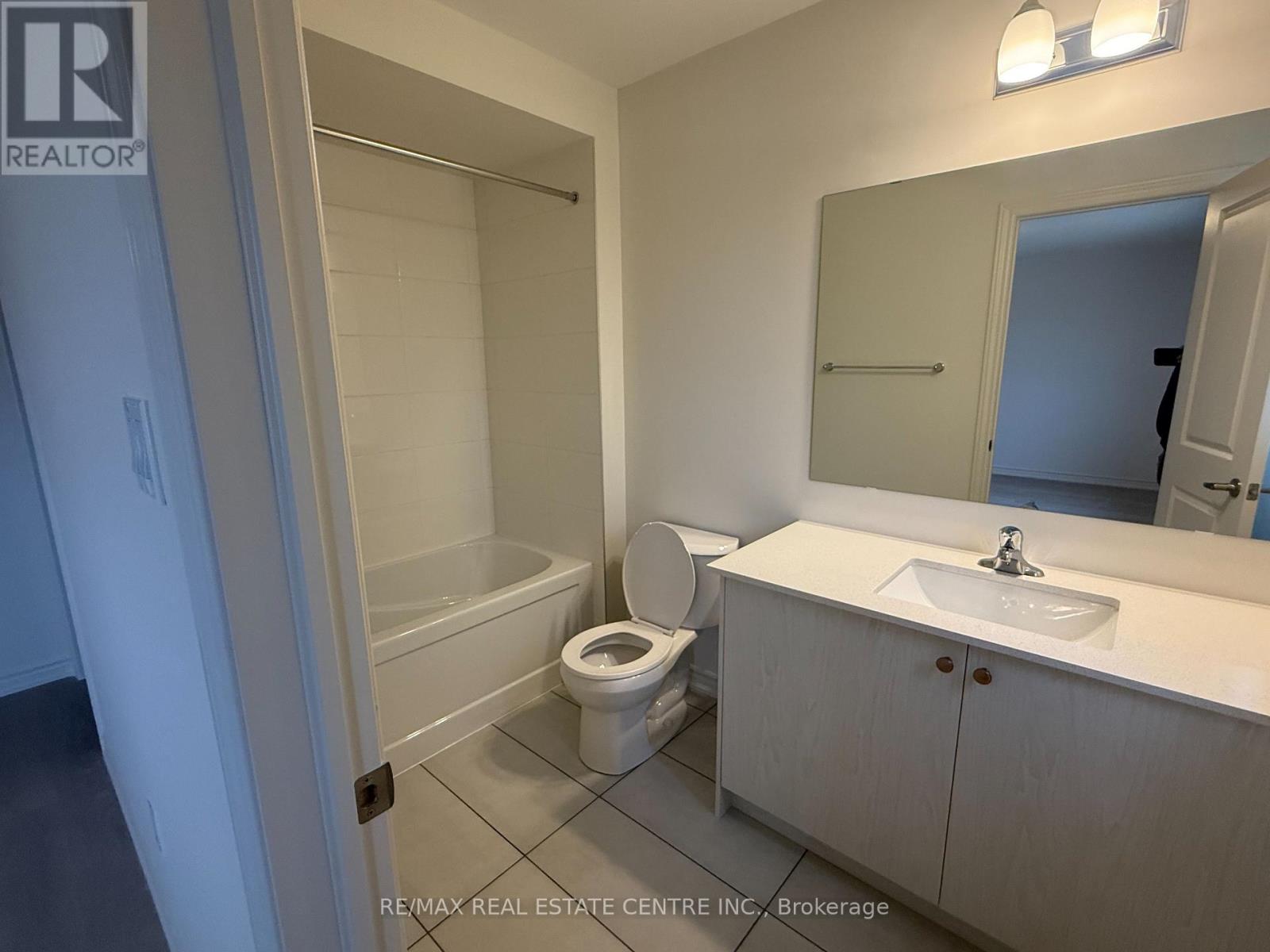 103 Sanderson Drive, Kawartha Lakes (Lindsay), Ontario  K9V 0S8 - Photo 29 - X12478196