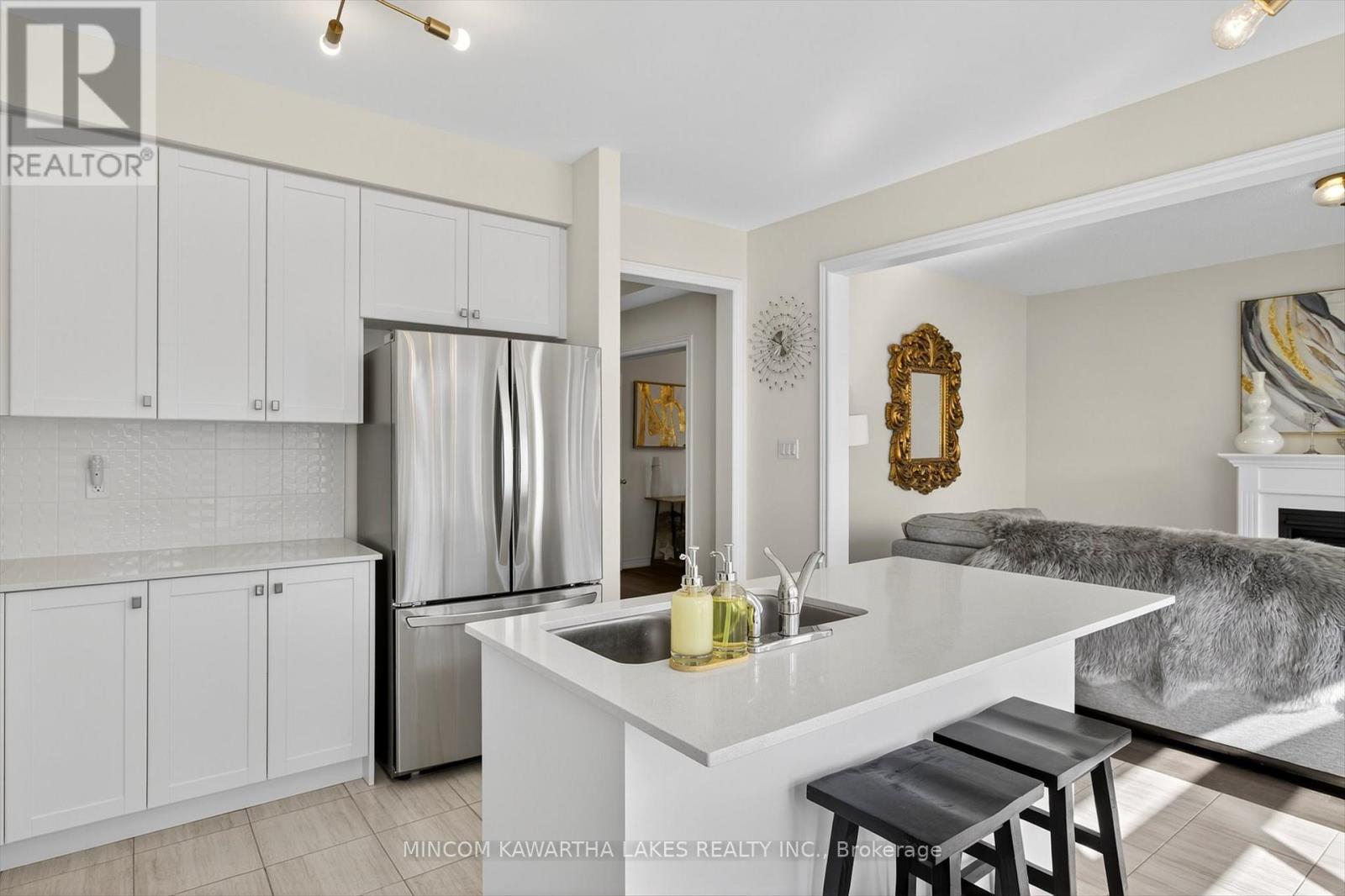 203 O'neil Street, Peterborough (Monaghan Ward 2), Ontario  K9K 0H5 - Photo 11 - X12478461