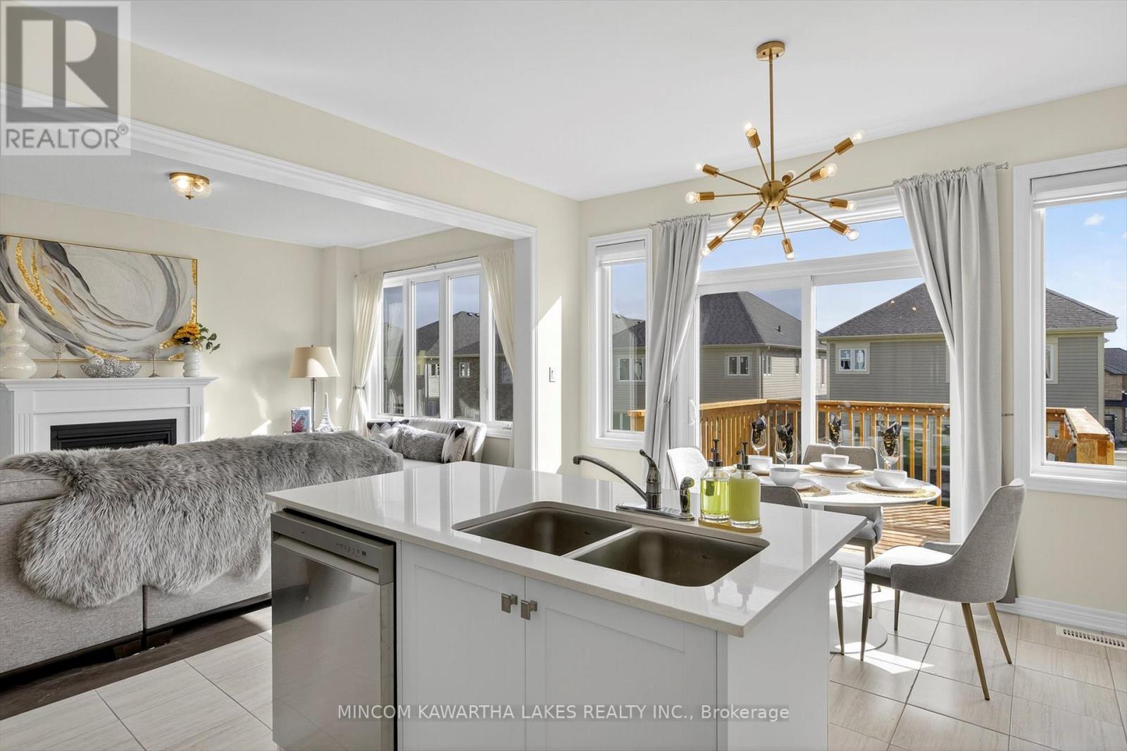 203 O'neil Street, Peterborough (Monaghan Ward 2), Ontario  K9K 0H5 - Photo 12 - X12478461