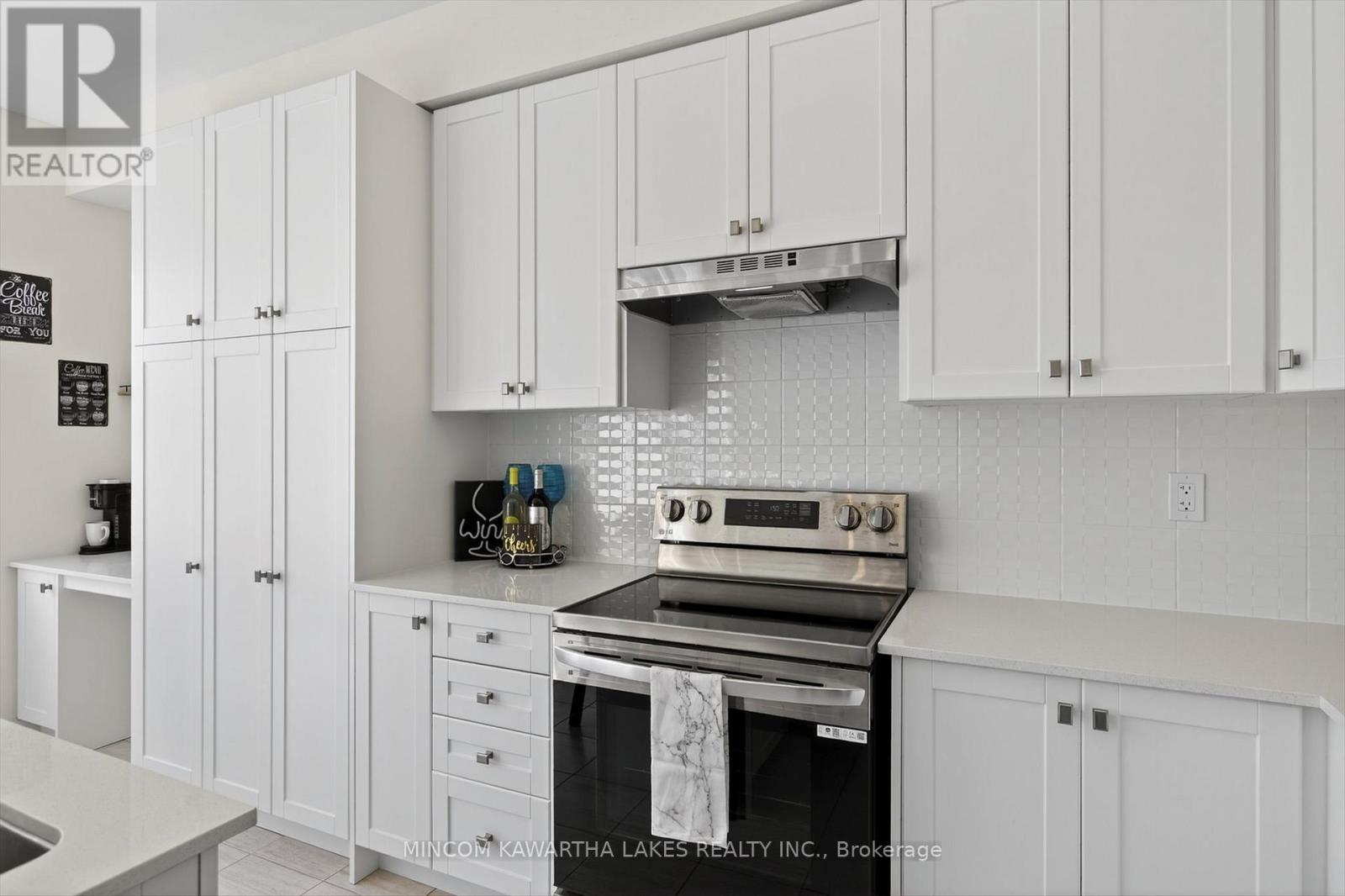 203 O'neil Street, Peterborough (Monaghan Ward 2), Ontario  K9K 0H5 - Photo 14 - X12478461