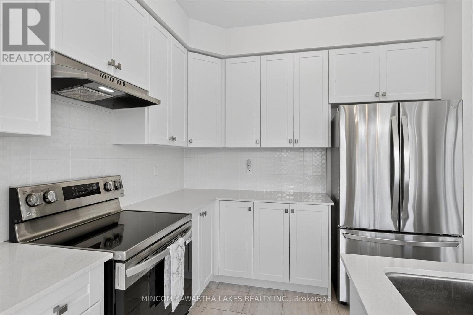 203 O'neil Street, Peterborough (Monaghan Ward 2), Ontario  K9K 0H5 - Photo 15 - X12478461