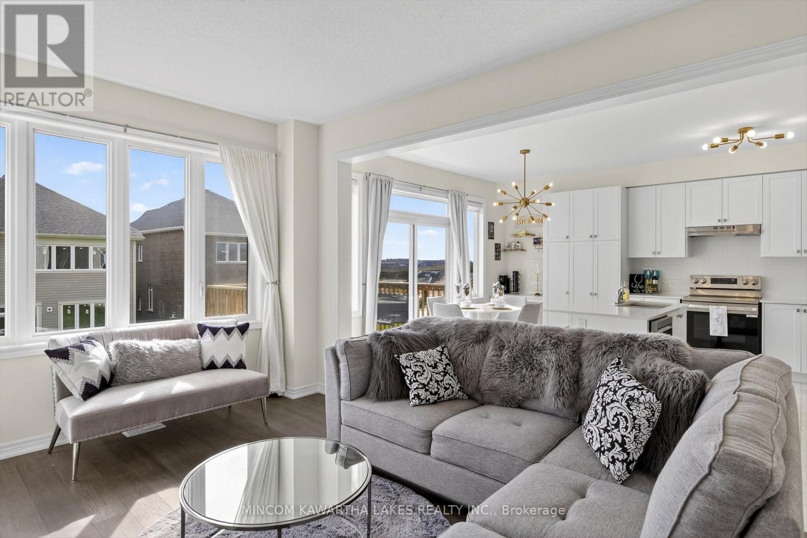 203 O'neil Street, Peterborough (Monaghan Ward 2), Ontario  K9K 0H5 - Photo 23 - X12478461