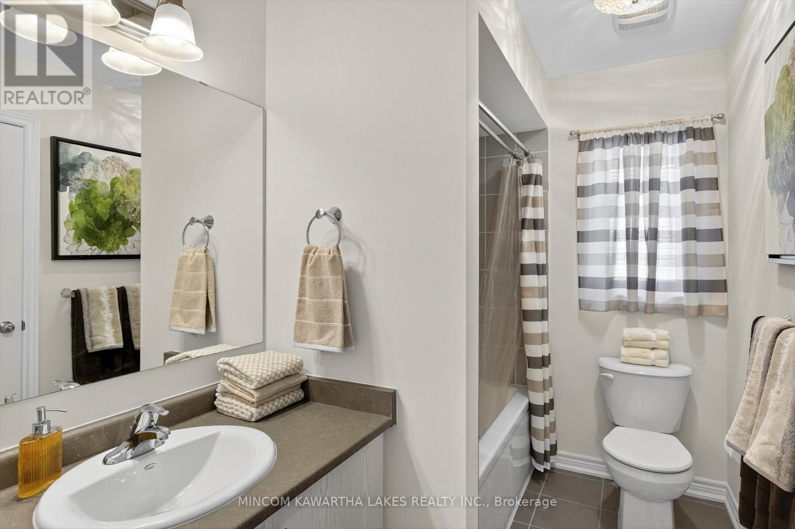 203 O'neil Street, Peterborough (Monaghan Ward 2), Ontario  K9K 0H5 - Photo 34 - X12478461