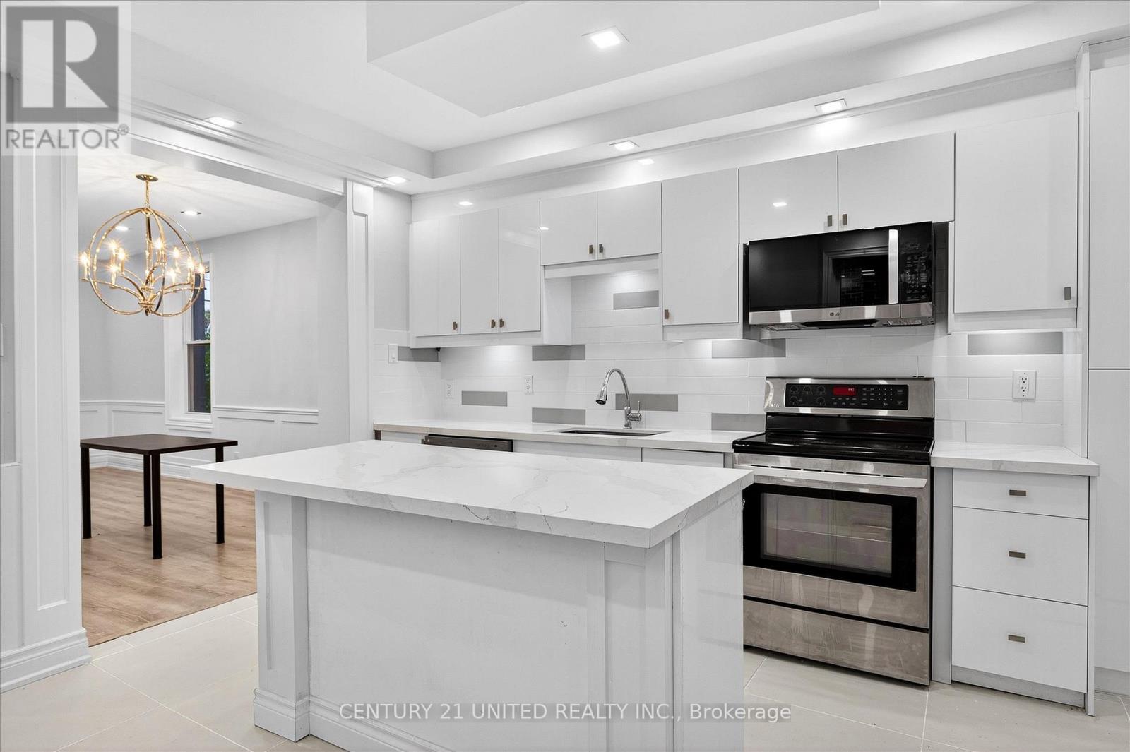 504 Aylmer Street N, Peterborough (Town Ward 3), Ontario  K9H 3W5 - Photo 16 - X12478831