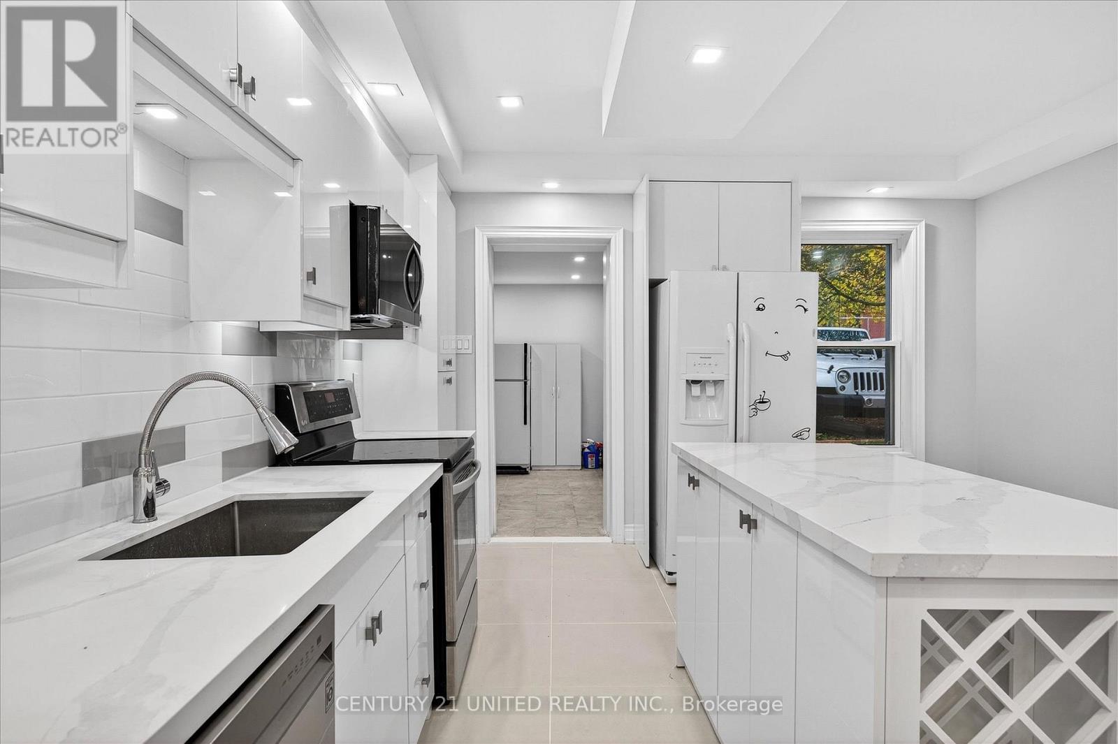 504 Aylmer Street N, Peterborough (Town Ward 3), Ontario  K9H 3W5 - Photo 20 - X12478831