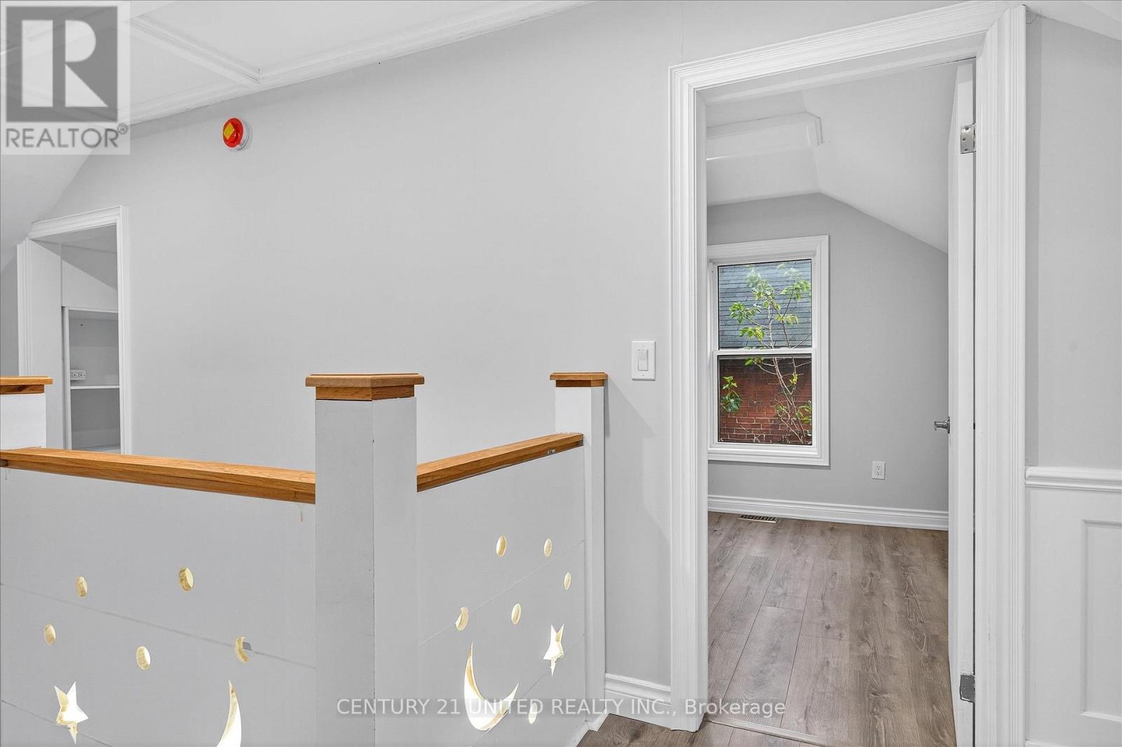 504 Aylmer Street N, Peterborough (Town Ward 3), Ontario  K9H 3W5 - Photo 27 - X12478831