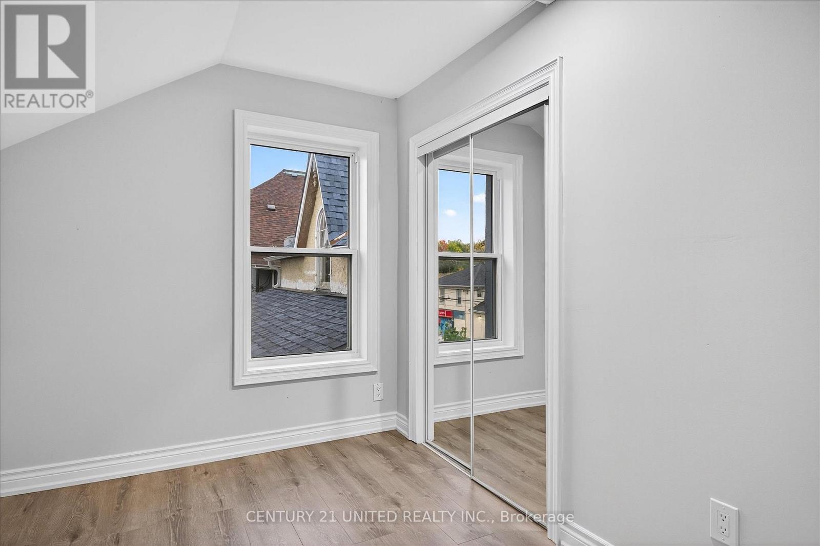 504 Aylmer Street N, Peterborough (Town Ward 3), Ontario  K9H 3W5 - Photo 30 - X12478831