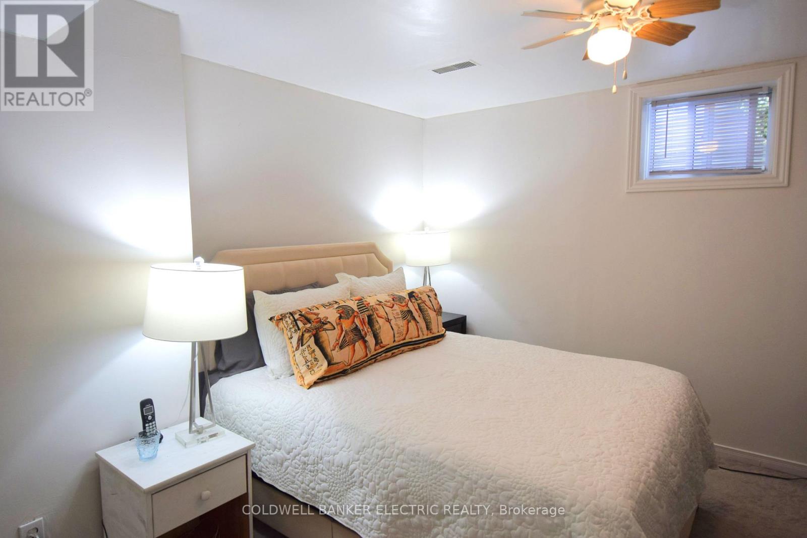 247 Towerhill Road, Peterborough (Northcrest Ward 5), Ontario  K9H 7N1 - Photo 22 - X12478866