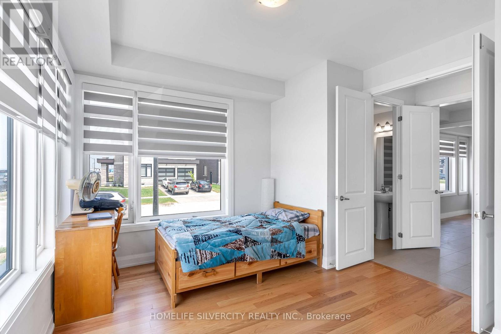 34 Mckay Avenue, Kawartha Lakes (Lindsay), Ontario  K9V 0R2 - Photo 10 - X12478967