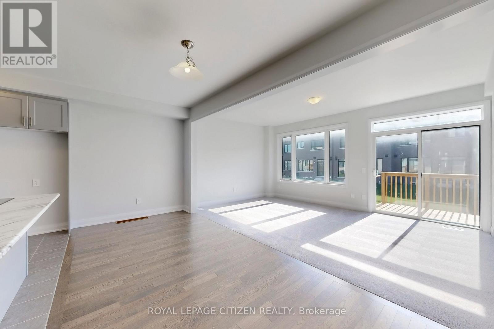 71 Butler Boulevard, Kawartha Lakes (Lindsay), Ontario  K9V 6A9 - Photo 11 - X12479235