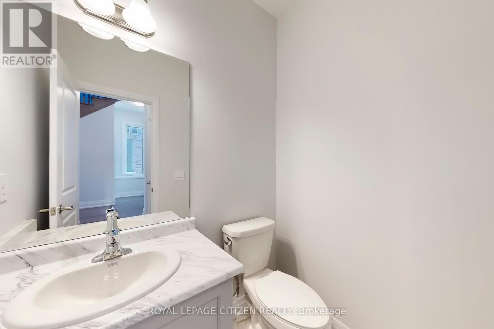 71 Butler Boulevard, Kawartha Lakes (Lindsay), Ontario  K9V 6A9 - Photo 16 - X12479235