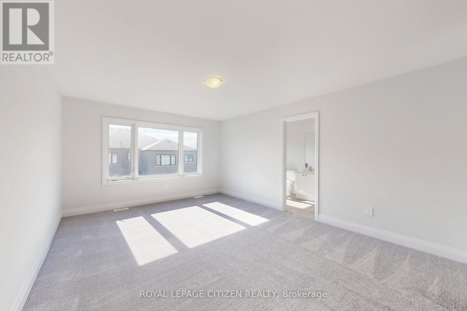 71 Butler Boulevard, Kawartha Lakes (Lindsay), Ontario  K9V 6A9 - Photo 25 - X12479235