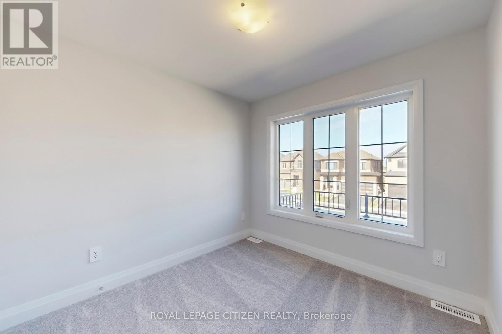 71 Butler Boulevard, Kawartha Lakes (Lindsay), Ontario  K9V 6A9 - Photo 38 - X12479235