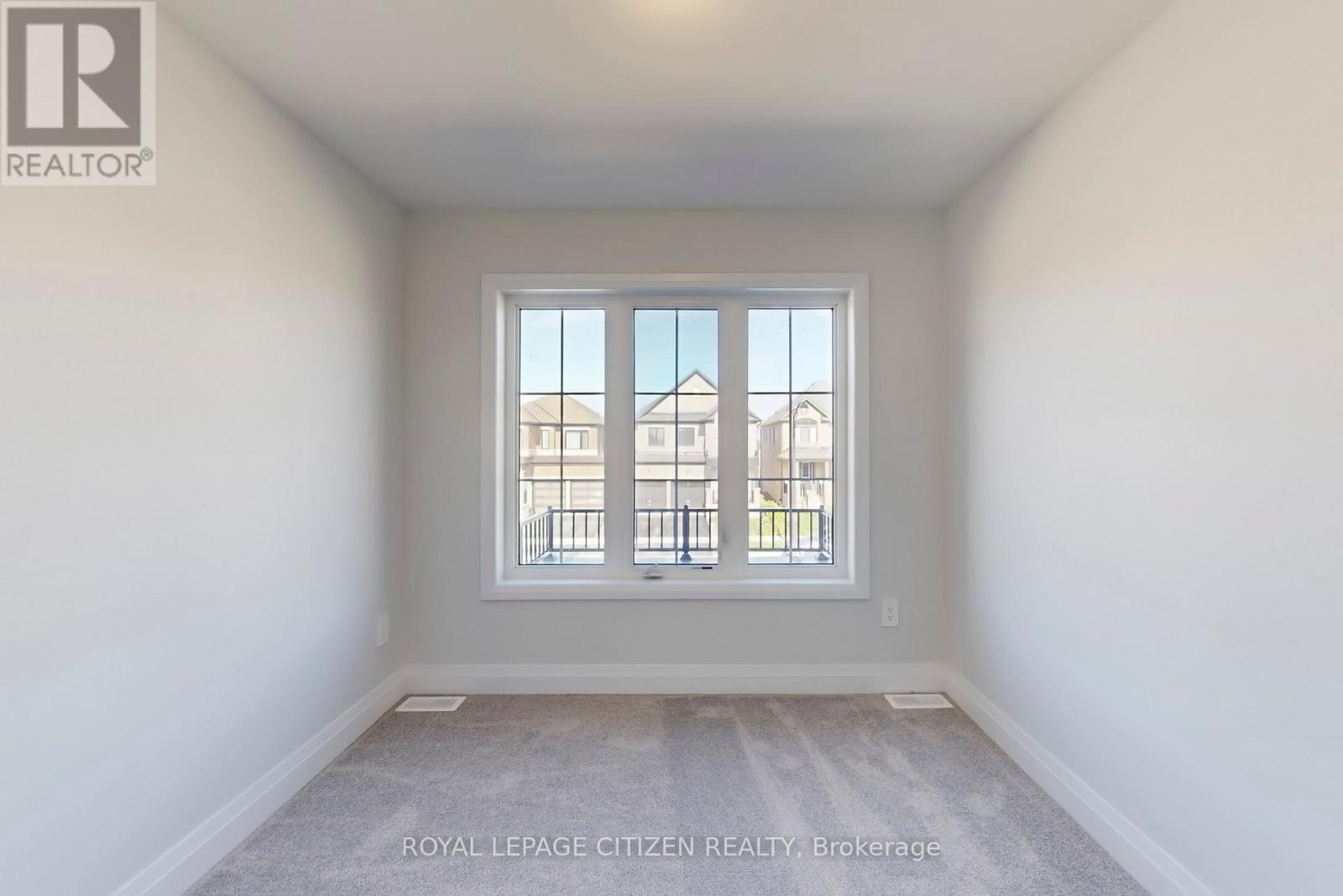 71 Butler Boulevard, Kawartha Lakes (Lindsay), Ontario  K9V 6A9 - Photo 39 - X12479235