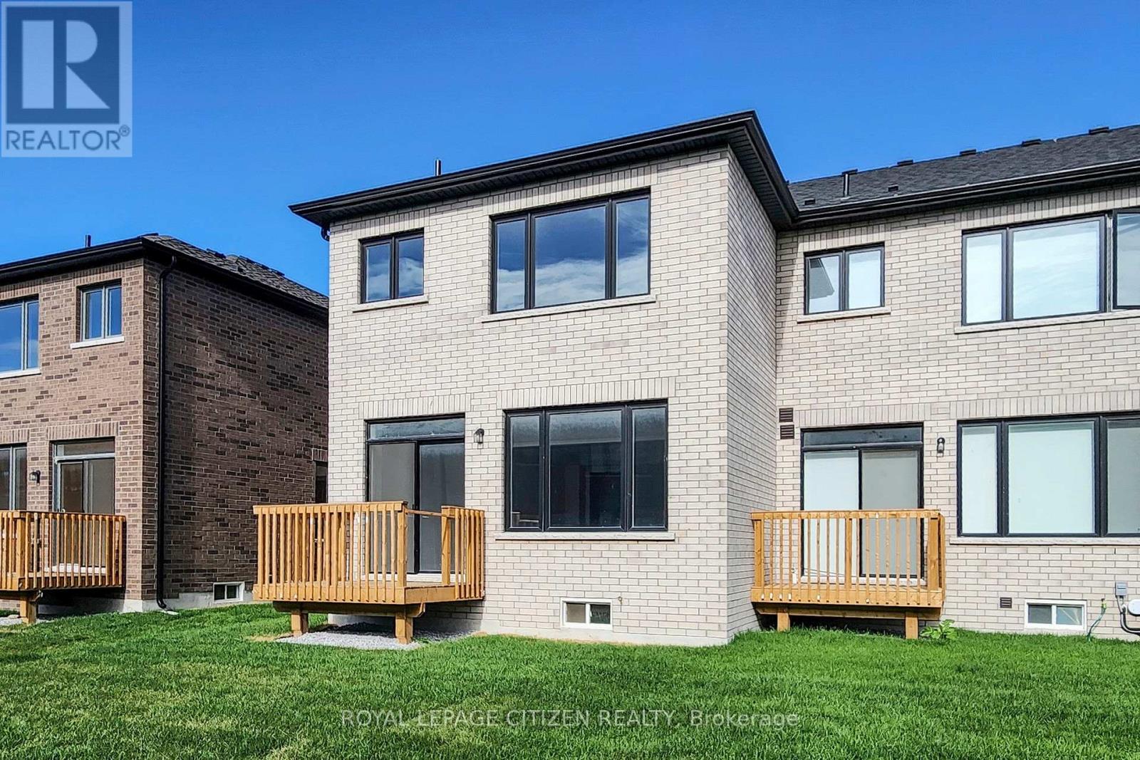 71 Butler Boulevard, Kawartha Lakes (Lindsay), Ontario  K9V 6A9 - Photo 45 - X12479235