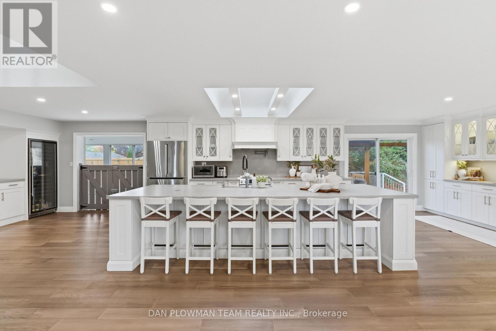 7 Oliver Court, Kawartha Lakes (Lindsay), Ontario  K9V 5V9 - Photo 11 - X12479301