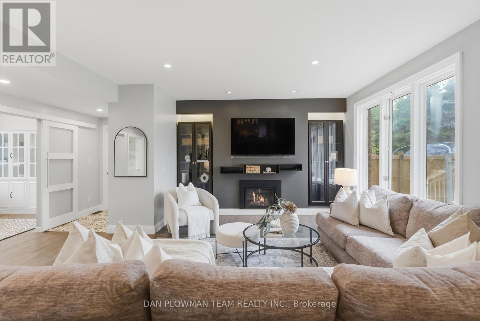 7 Oliver Court, Kawartha Lakes (Lindsay), Ontario  K9V 5V9 - Photo 13 - X12479301