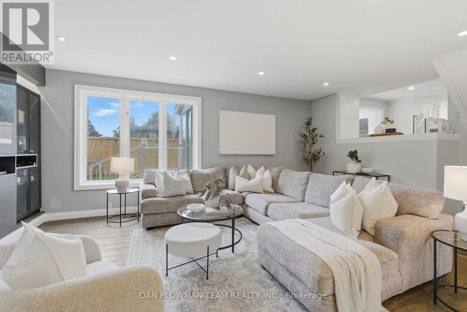 7 Oliver Court, Kawartha Lakes (Lindsay), Ontario  K9V 5V9 - Photo 15 - X12479301