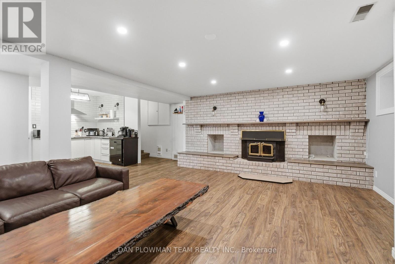 7 Oliver Court, Kawartha Lakes (Lindsay), Ontario  K9V 5V9 - Photo 35 - X12479301