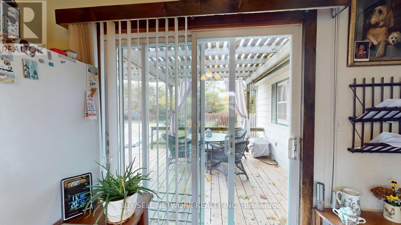 947 Division Road, Otonabee-South Monaghan, Ontario  K0L 2H0 - Photo 14 - X12479554