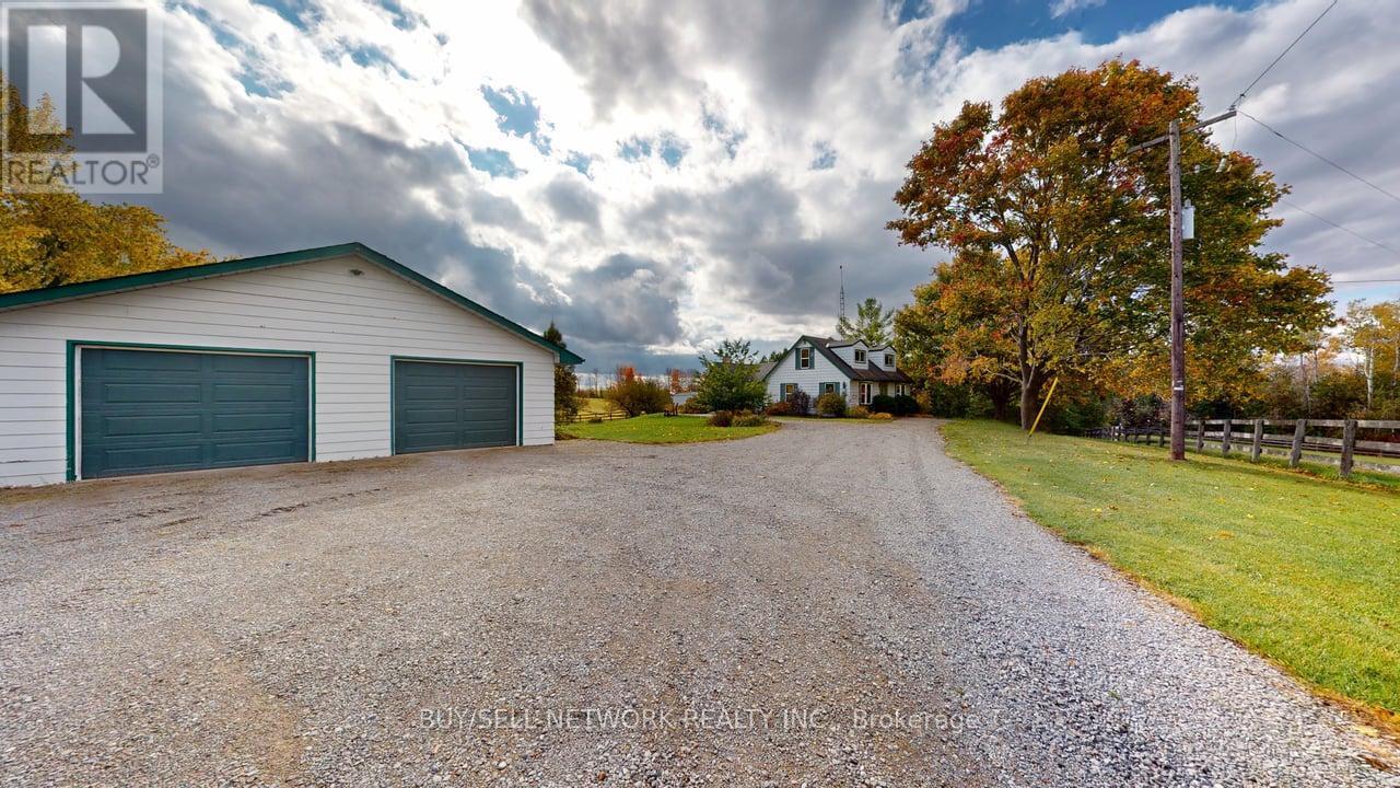 947 Division Road, Otonabee-South Monaghan, Ontario  K0L 2H0 - Photo 37 - X12479554