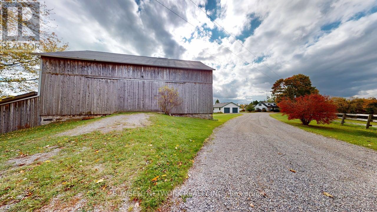 947 Division Road, Otonabee-South Monaghan, Ontario  K0L 2H0 - Photo 7 - X12479554
