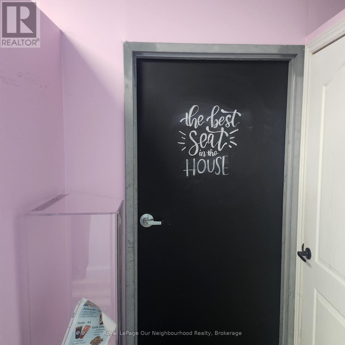 11 - 1135 Lansdowne Street W, Peterborough (Otonabee Ward 1), Ontario  K9J 7M2 - Photo 5 - X12479632