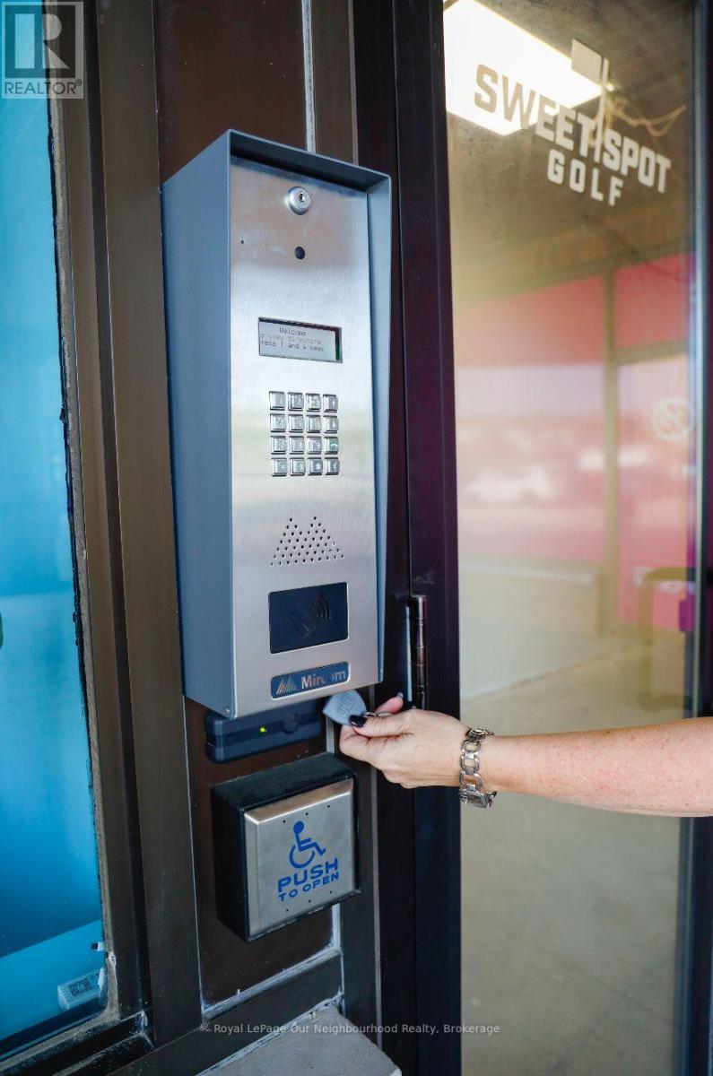 244 - 1135 Lansdowne Street W, Peterborough (Otonabee Ward 1), Ontario  K9J 7M2 - Photo 18 - X12479768