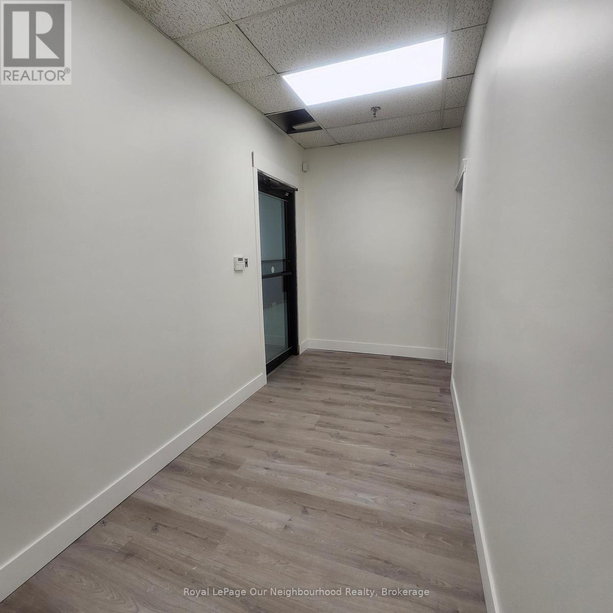 244 - 1135 Lansdowne Street W, Peterborough (Otonabee Ward 1), Ontario  K9J 7M2 - Photo 2 - X12479768