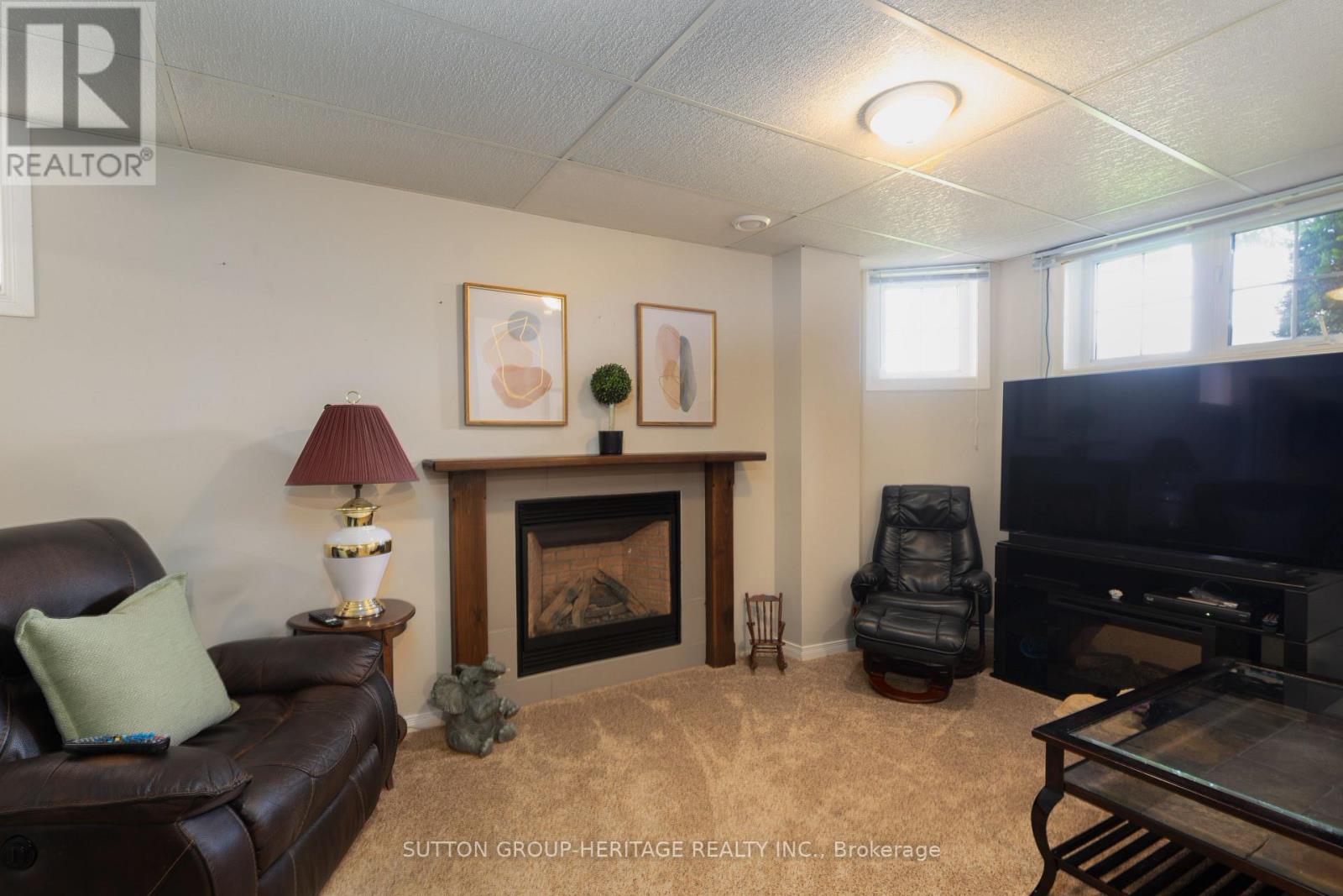 99 Sweetnam Drive, Kawartha Lakes (Lindsay), Ontario  K9V 0A6 - Photo 17 - X12479915