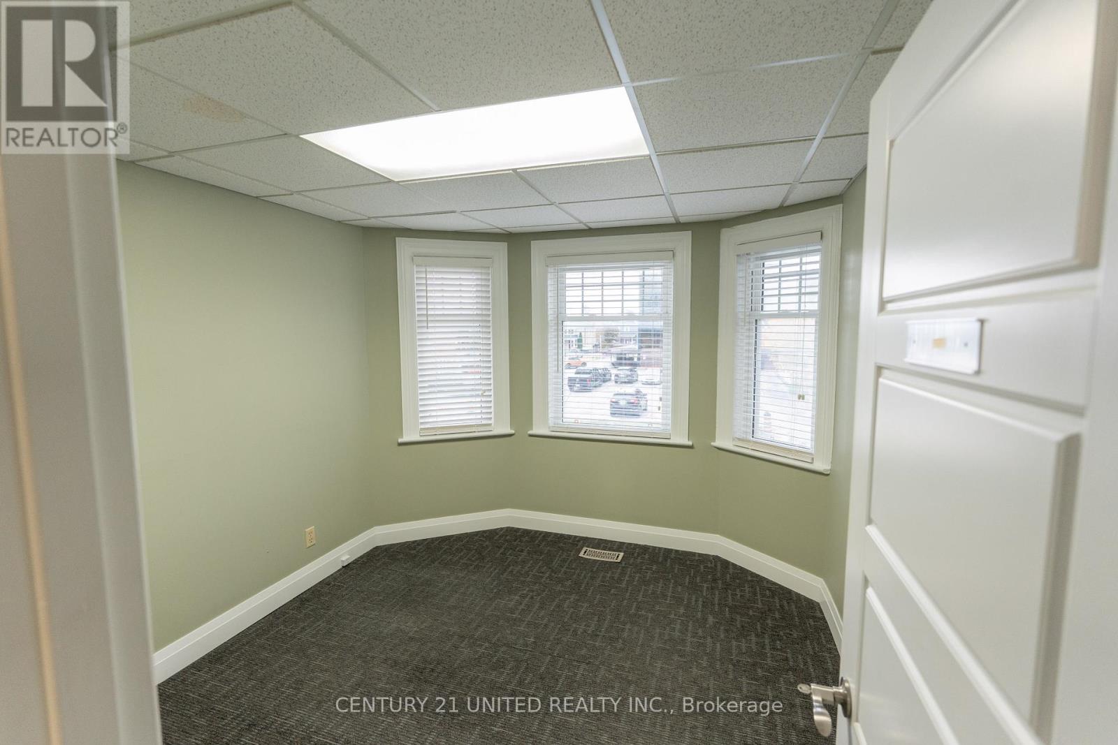 310 Rubidge Street, Peterborough (Town Ward 3), Ontario  K9J 3P4 - Photo 24 - X12480090